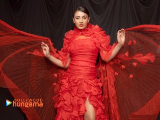 Celeb Wallpapers Of Dhvani Bhanushali