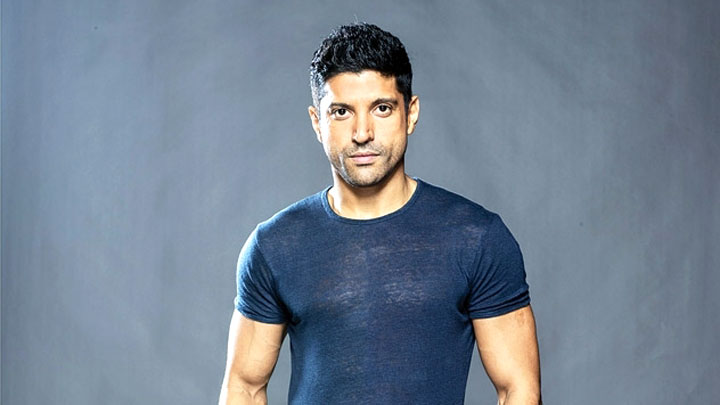 Find out why would Farhan Akhtar wants to disco dance in the middle of an interview… Find out why would Farhan Akhtar wants to disco dance in the middle of an interview…