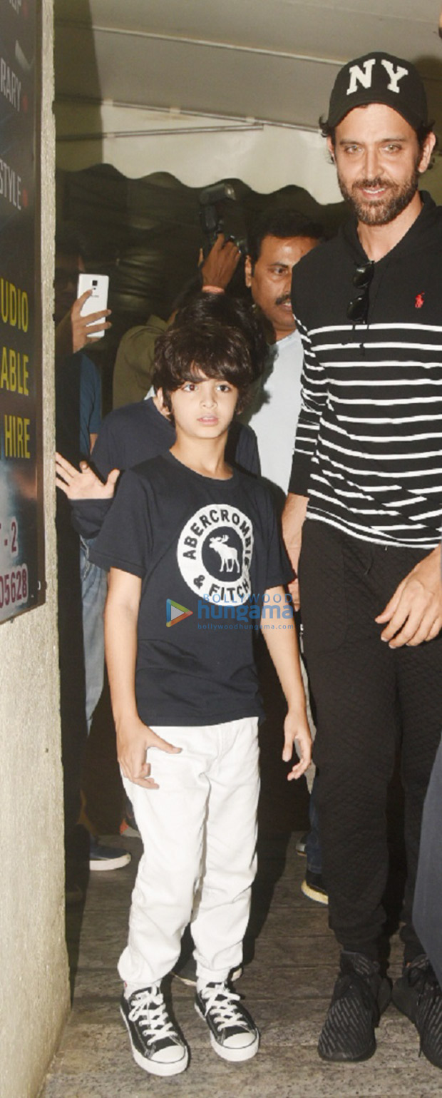 Hrithik Roshan, Akshay Kumar, Shilpa Shetty bring their kids for Coco screening-6