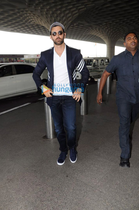 Hrithik Roshan, Shilpa Shetty and others snapped at the airport