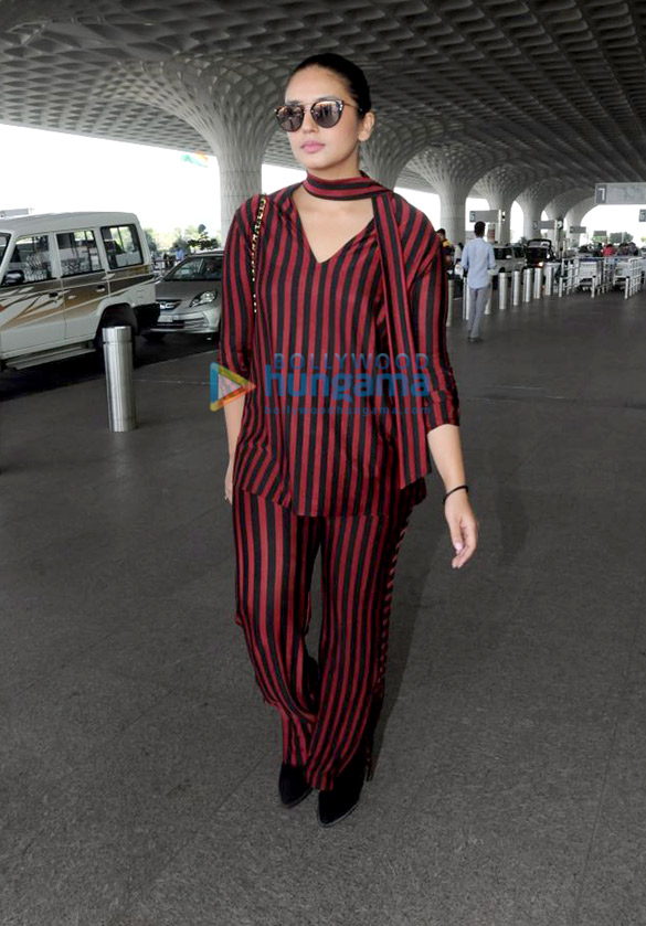 huma qureshi athiya shetty urmila matondkar and others snapped at the airport 1