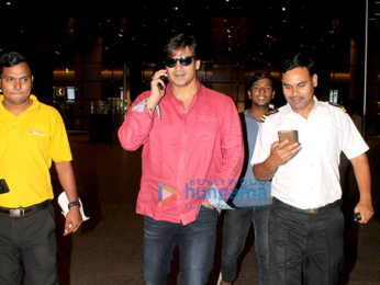 Jackie Shroff, Karan Johar and others spotted at the airport
