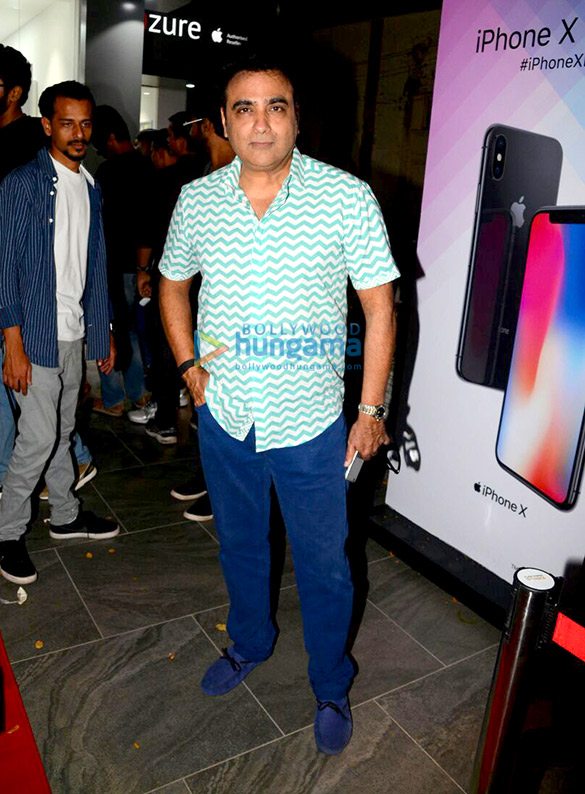 jackie shroff at iphone x launch 5