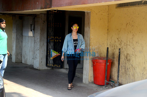 kareena kapoor snapped post her gym session in khar 3