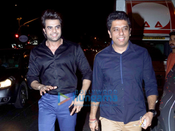 Manish Paul and Iulia Vantur spotted at Khar