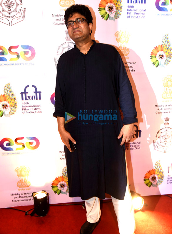 premiere of beyond the clouds at iffi 2017 in goa 9
