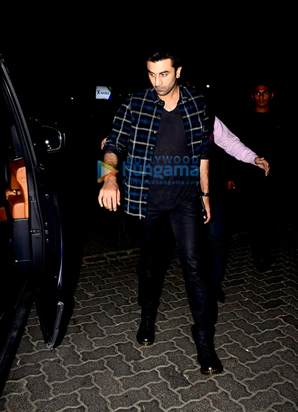 ranbir kapoor snapped at bkc 2