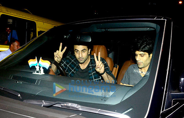 ranbir kapoor snapped at bkc 4
