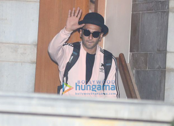 ranveer singh spotted at zoya akhtars residence 6 2