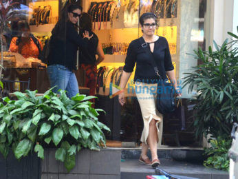 Raveena Tandon snapped at a jewellery store in Khar