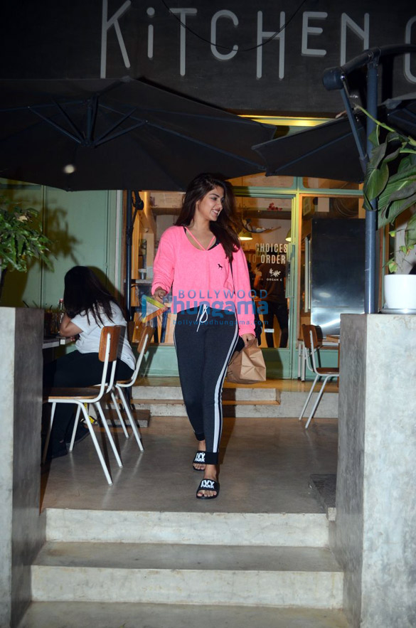 rhea chakraborty spotted on a coffee date in bandra 6