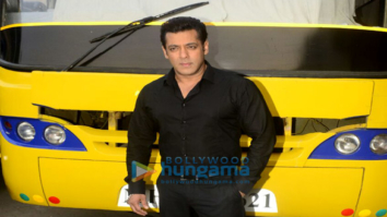 Salman Khan, Varun Dhawan and Ayush Sharma snapped at Mehboob studio in Bandra