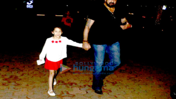 Sanjay Dutt snapped with his kids at Yauatcha