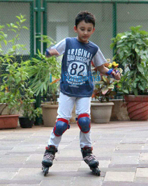 sanjay dutts kids snapped roller skating 5