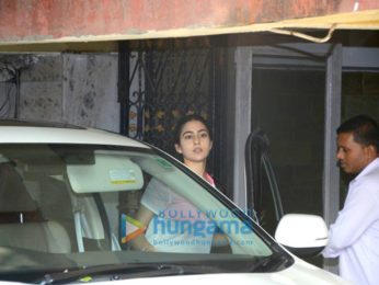 Sara Ali Khan and Ileana D'Cruz snapped at Bandra