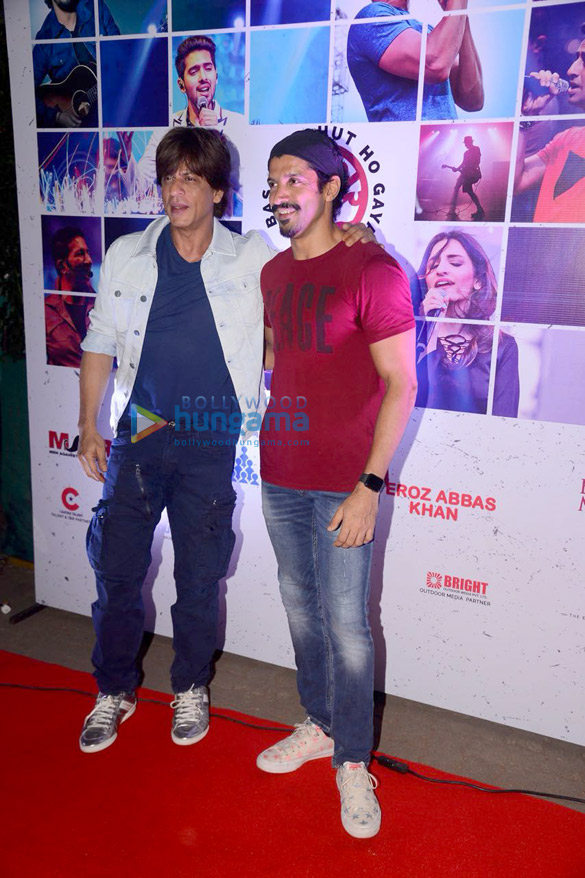 Shah Rukh Khan and Farhan Akhtar at Lalkar concert