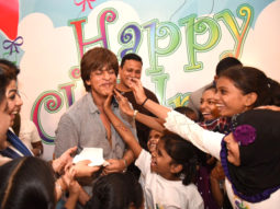 Check out: Cake smeared on Shah Rukh Khan’s face while celebrating Children’s Day at an NGO