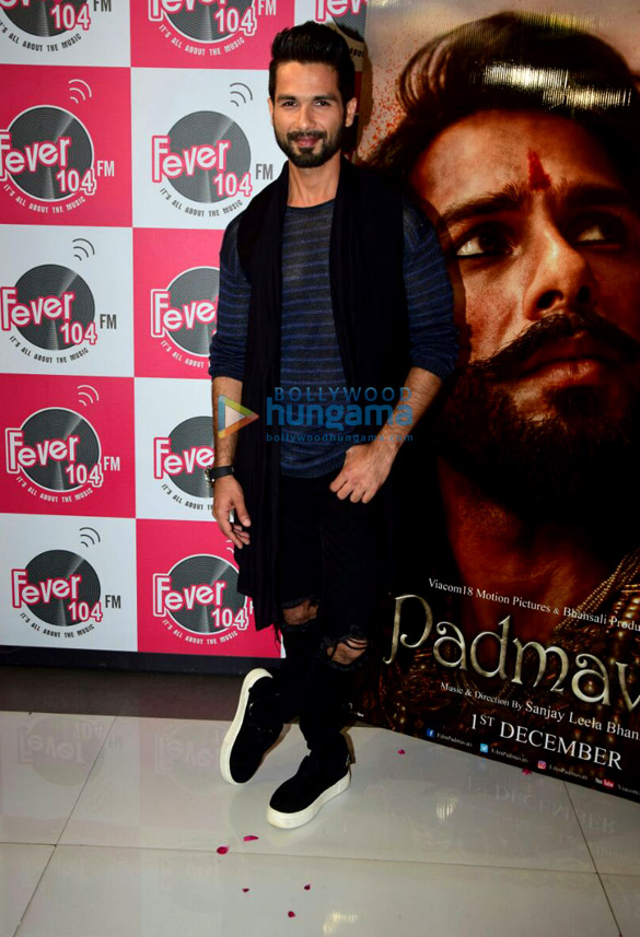 Shahid Kapoor promotes ‘Padmavati’ on Fever 104 FM