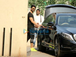 Shahid Kapoor spotted after his gym session in Bandra