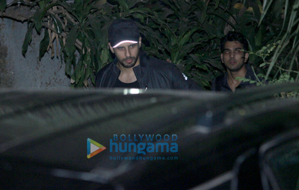 sidharth malhotra spotted at a dance class in bandra 3
