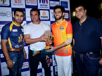 Sohail Khan and Aditya Thackeray at a 'Tony Premier League' Match