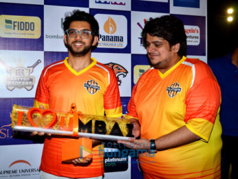 Sohail Khan and Aditya Thackeray at a 'Tony Premier League' Match