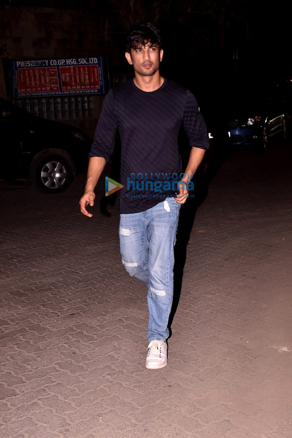 sushant singh rajput snapped in bandra 2 2