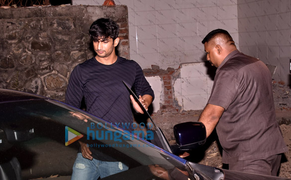 sushant singh rajput snapped in bandra 5 2