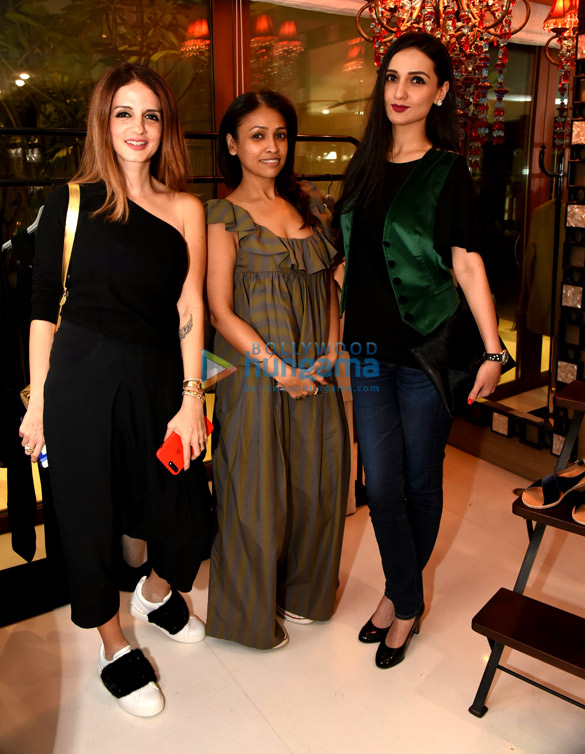 sussanne khan and surily goel and kajal fabiani snapped at a store 1