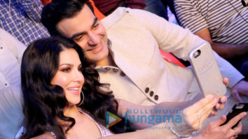 On The Sets Of The Movie Tera Intezaar