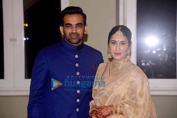 zaheer khan and sagarika ghatge arrive at their wedding reception 5