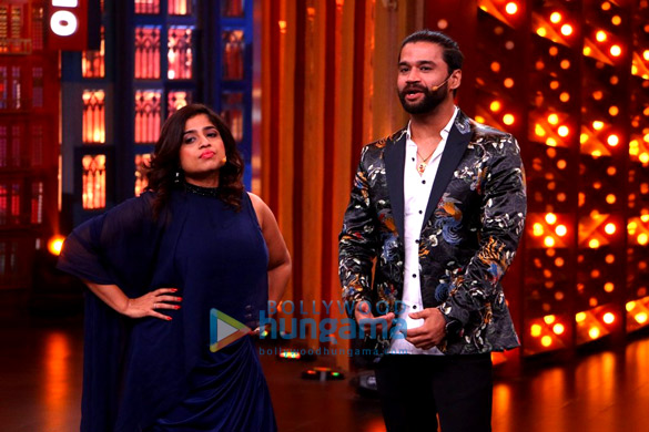zareen khan snapped on the sets of entertainment ki raat 6