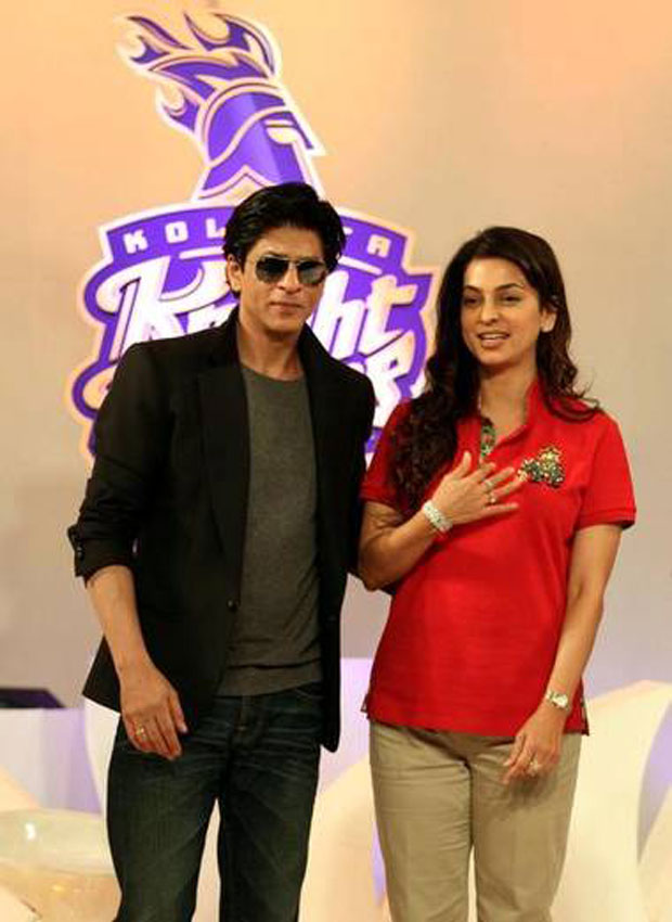 15-SRK-Juhi