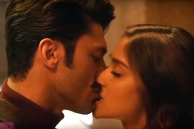 #2017Recap 13 Kiss scenes of 2017 that one would remember (5)