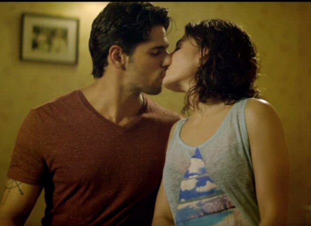 #2017Recap 13 Kiss scenes of 2017 that one would remember (8)