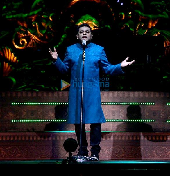 A. R Rahman snapped performing at his concert
