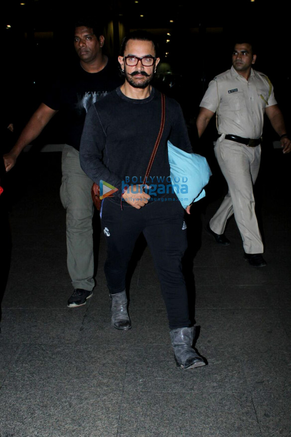 aamir khan arrived back from bangkok 5