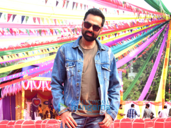 Abhay Deol and Sapna Chaudhary shoot for 'Nanu Ki Jaanu'