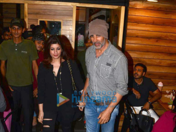 Akshay Kumar and Twinkle Khanna spotted at Farmers Café, Bandra