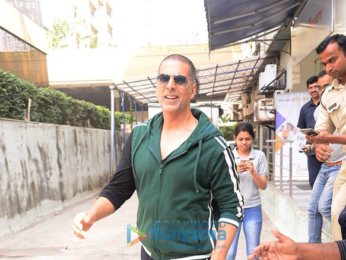 Akshay Kumar promotes 'Pad Man' in South Mumbai
