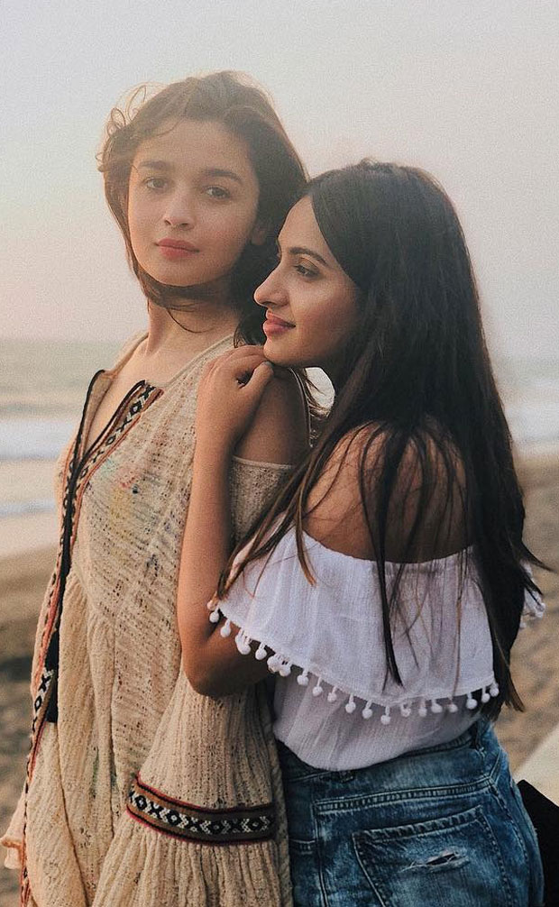 Alia Bhatt and BFF Akansha Ranjan Kapoor parties with her girl gang-1