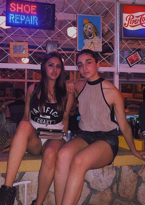 Alia Bhatt and BFF Akansha Ranjan Kapoor parties with her girl gang-2