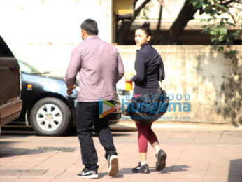Alia Bhatt snapped at the gym