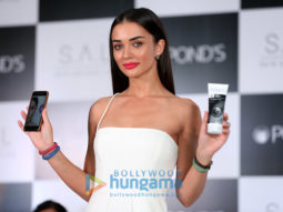Amy Jackson launches Ponds Skin Advisor Live app