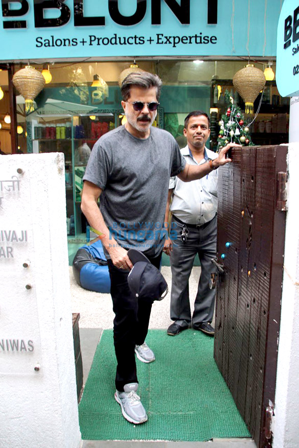 anil kapoor spotted at bblunt 3