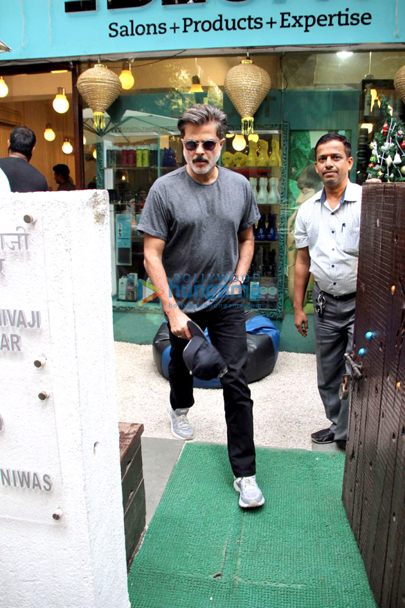 anil kapoor spotted at bblunt 4
