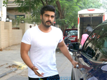 Arjun Kapoor snapped in Juhu