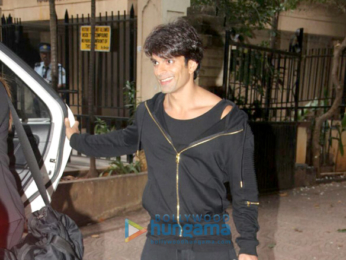 Bipasha Basu and Karan Singh Grover snapped in Khar