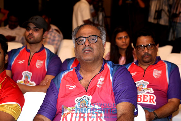 boney kapoor sohail khan and others at ccl event 5