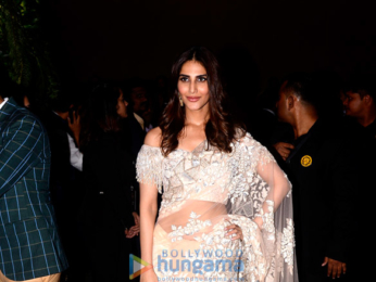 Celebs grace Anushka Sharma - Virat Kohli's Mumbai reception